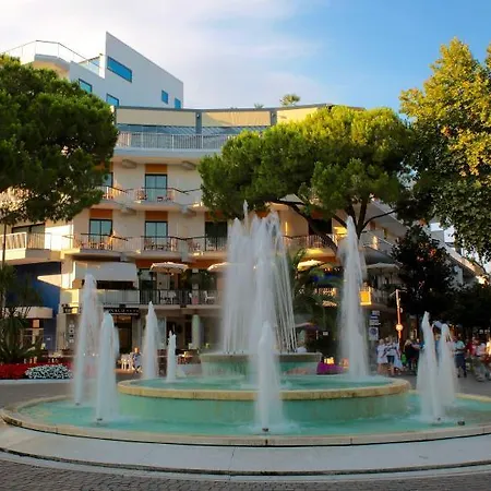 Hotel Monaco 4*