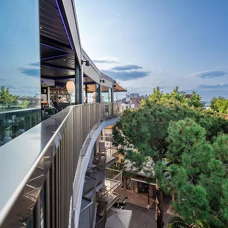 Monaco Hotel 4*