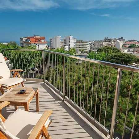 Hotel Monaco 4*